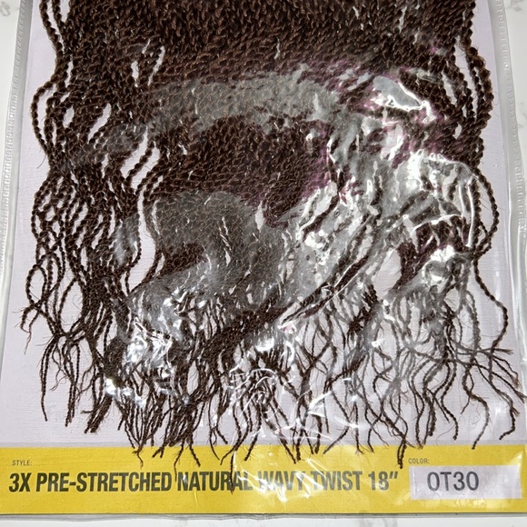 3X Freetress Brajd Pre-Stretched Natural Wavy Twist 18” - Picture 5 of 7